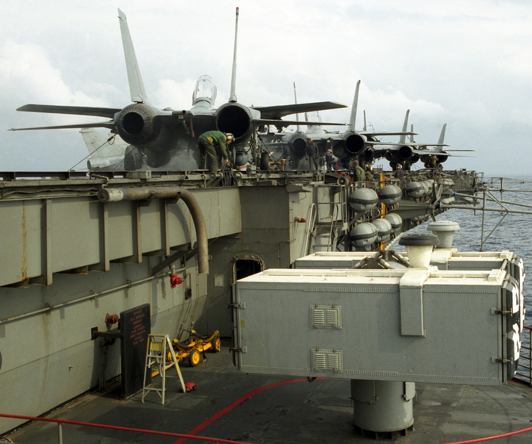 cv-60 uss saratoga forrestal class aircraft carrier air wing cvw-17 us navy mk.29 rim-7 sea sparrow sam 94