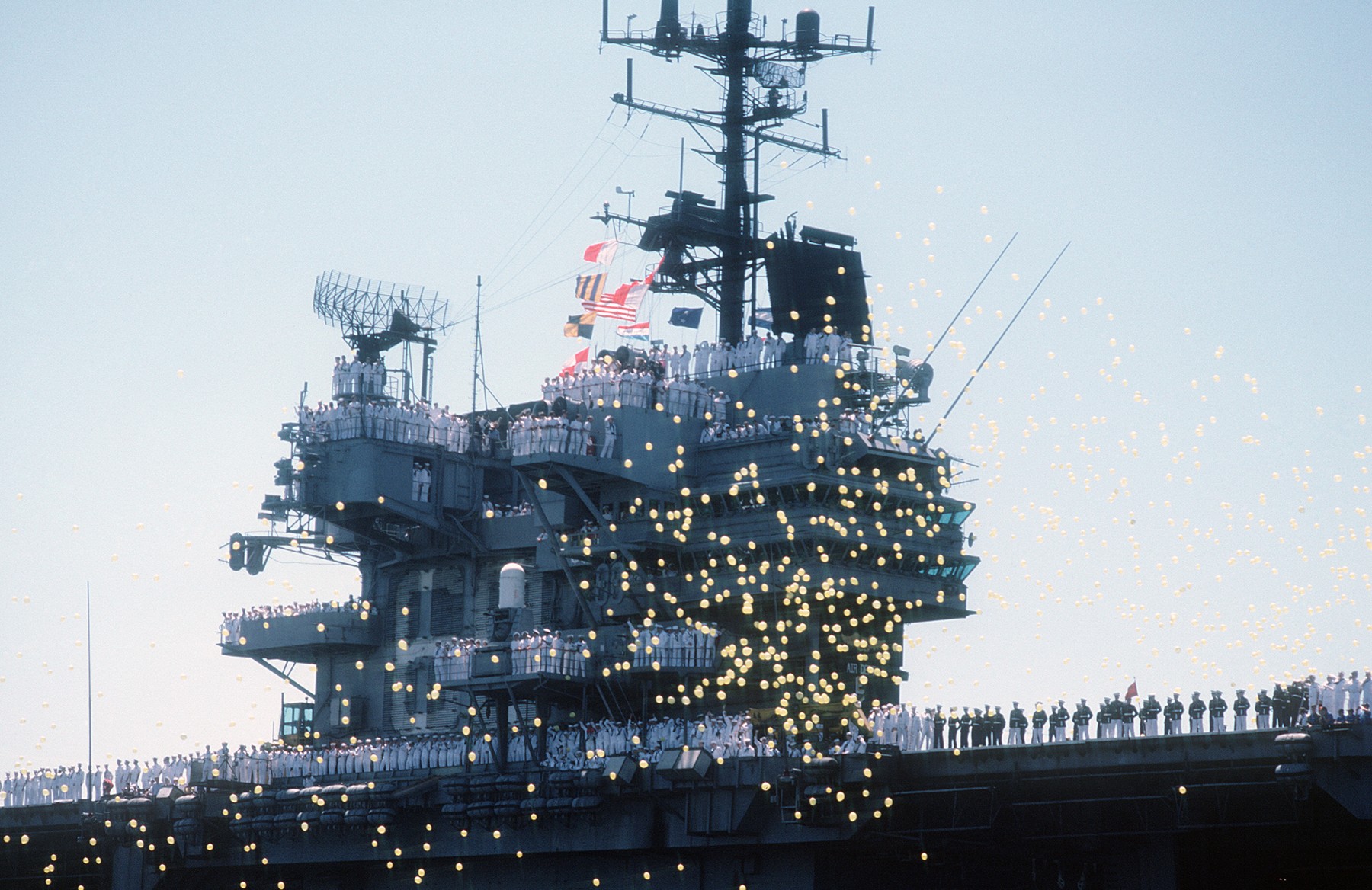 cv-60 uss saratoga forrestal class aircraft carrier us navy return naval station mayport florida 1986 97