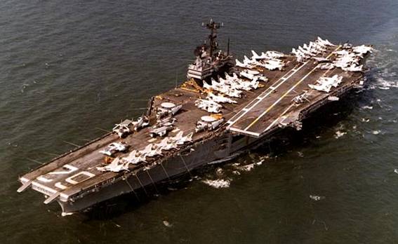 uss independence cva cv 62 - aircraft carrier