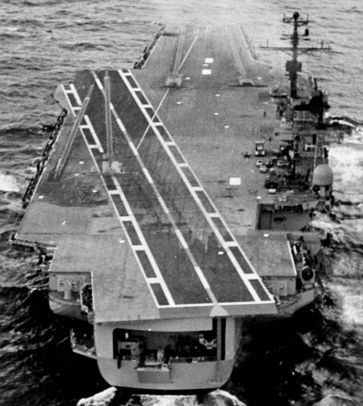 cv-66 uss america kitty hawk class aircraft carrier us navy 13