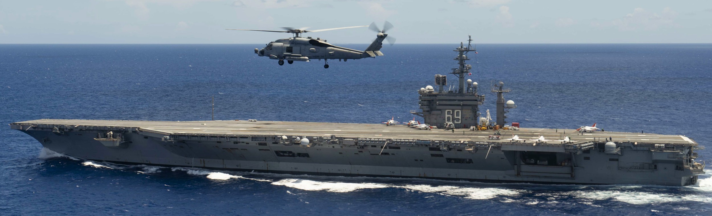 cvn-69 uss dwight d. eisenhower aircraft carrier qualifications us navy 444