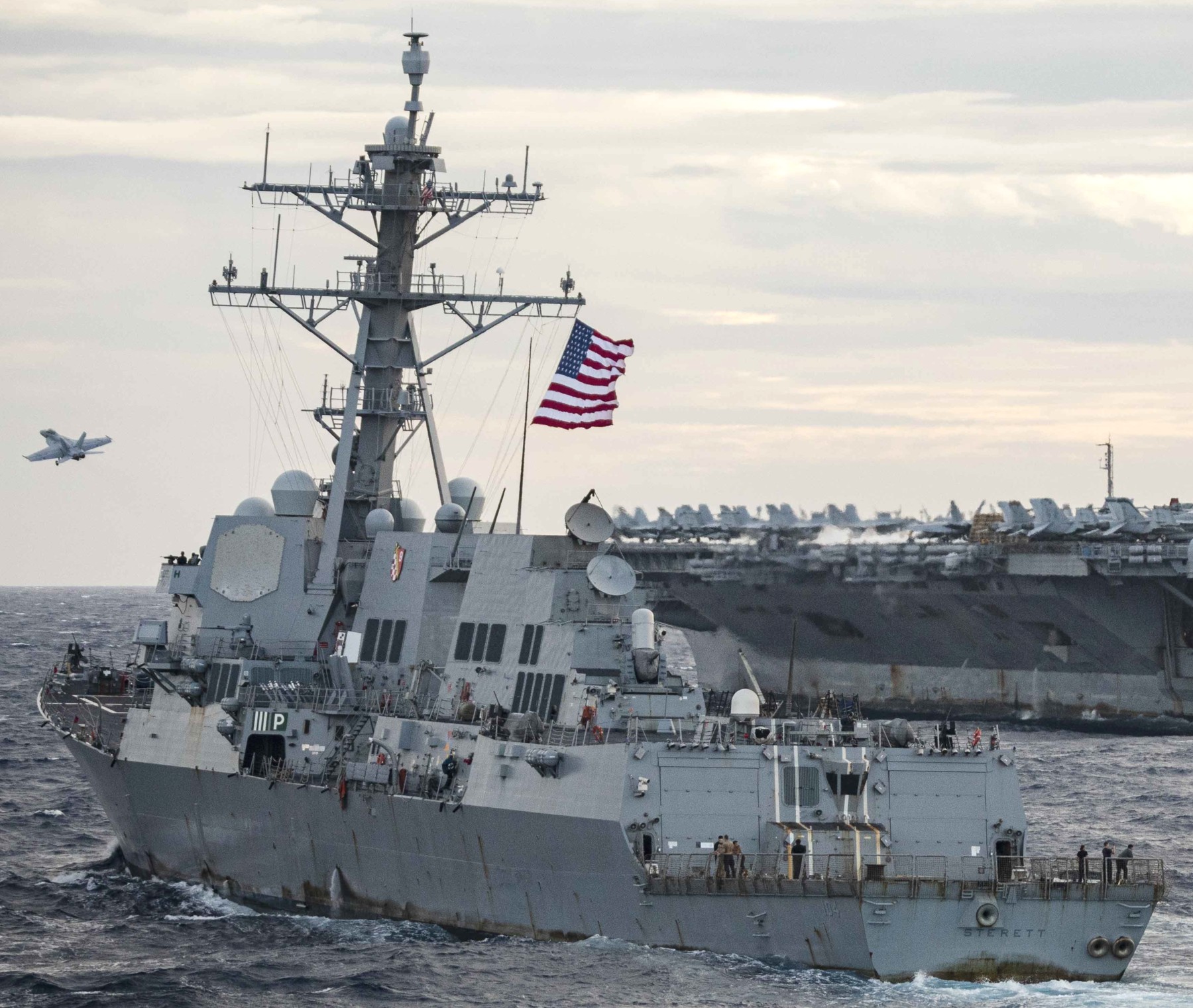ddg-104 uss sterett arleigh burke class guided missile destroyer aegis us navy south china sea 81