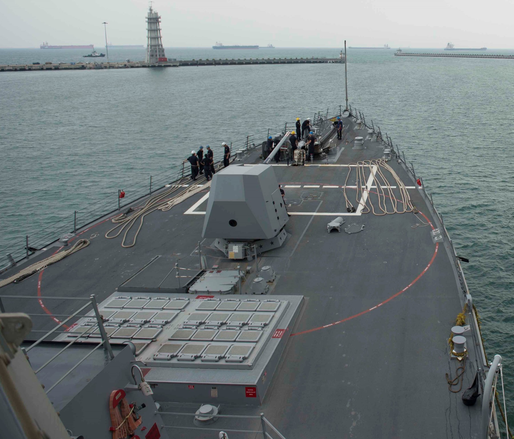 ddg-110 uss dewey arleigh burke class guided missile destroyer aegis us navy changi singapore 21