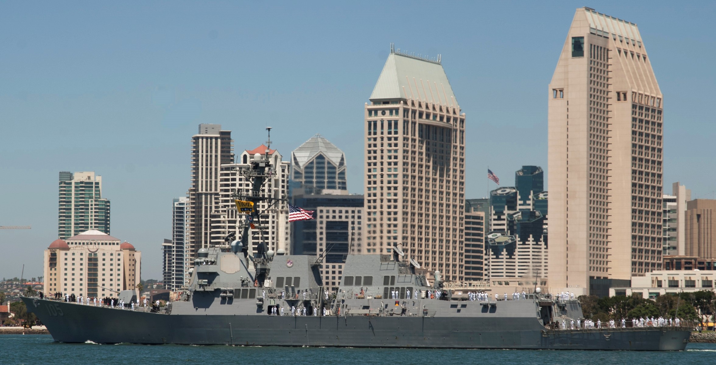 ddg-110 uss dewey arleigh burke class guided missile destroyer aegis us navy san diego california 26