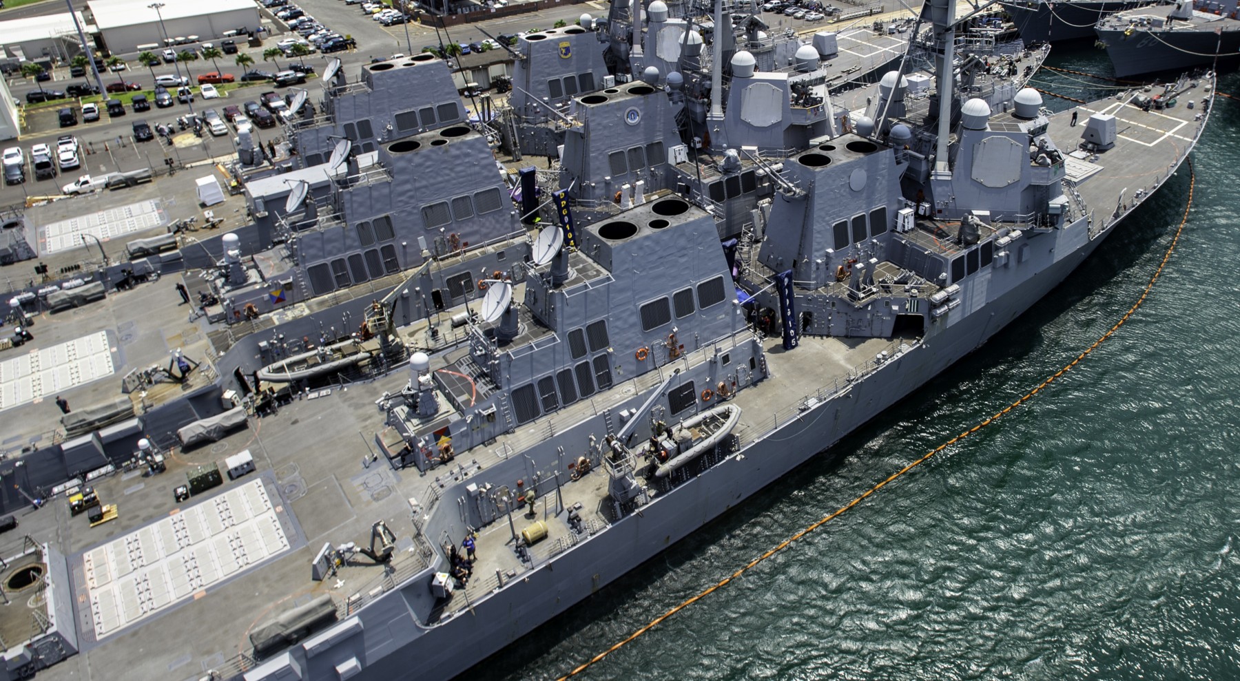 ddg-110 uss dewey arleigh burke class guided missile destroyer aegis us navy pearl harbor hawaii rimpac 92