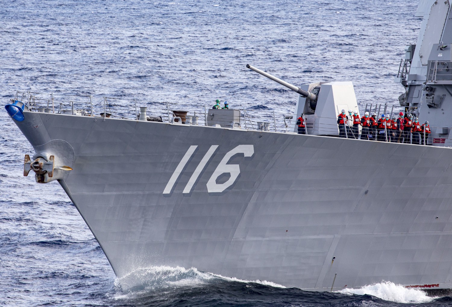 ddg-116 uss thomas hudner arleigh burke class guided missile destroyer us navy aegis 36 replenishment at sea