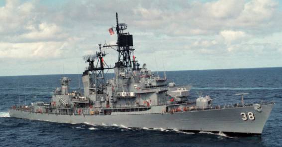 DDG-38 USS Luce - Farragut Coontz class guided missile destroyer