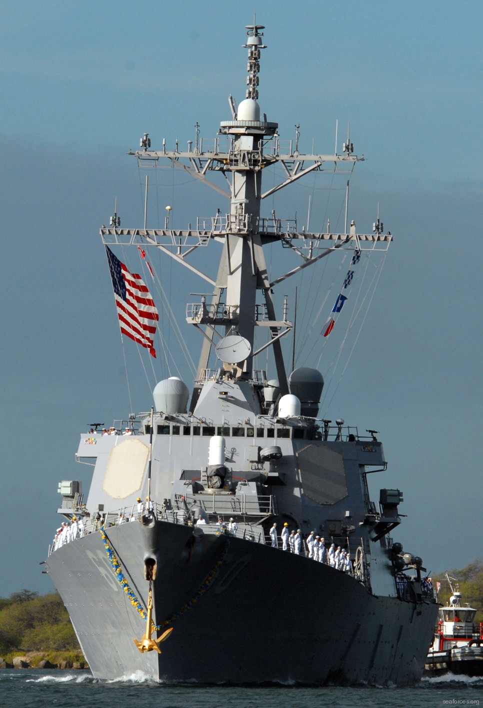 ddg-60 uss paul hamilton guided missile destroyer us navy 31 naval station pearl harbor hawaii
