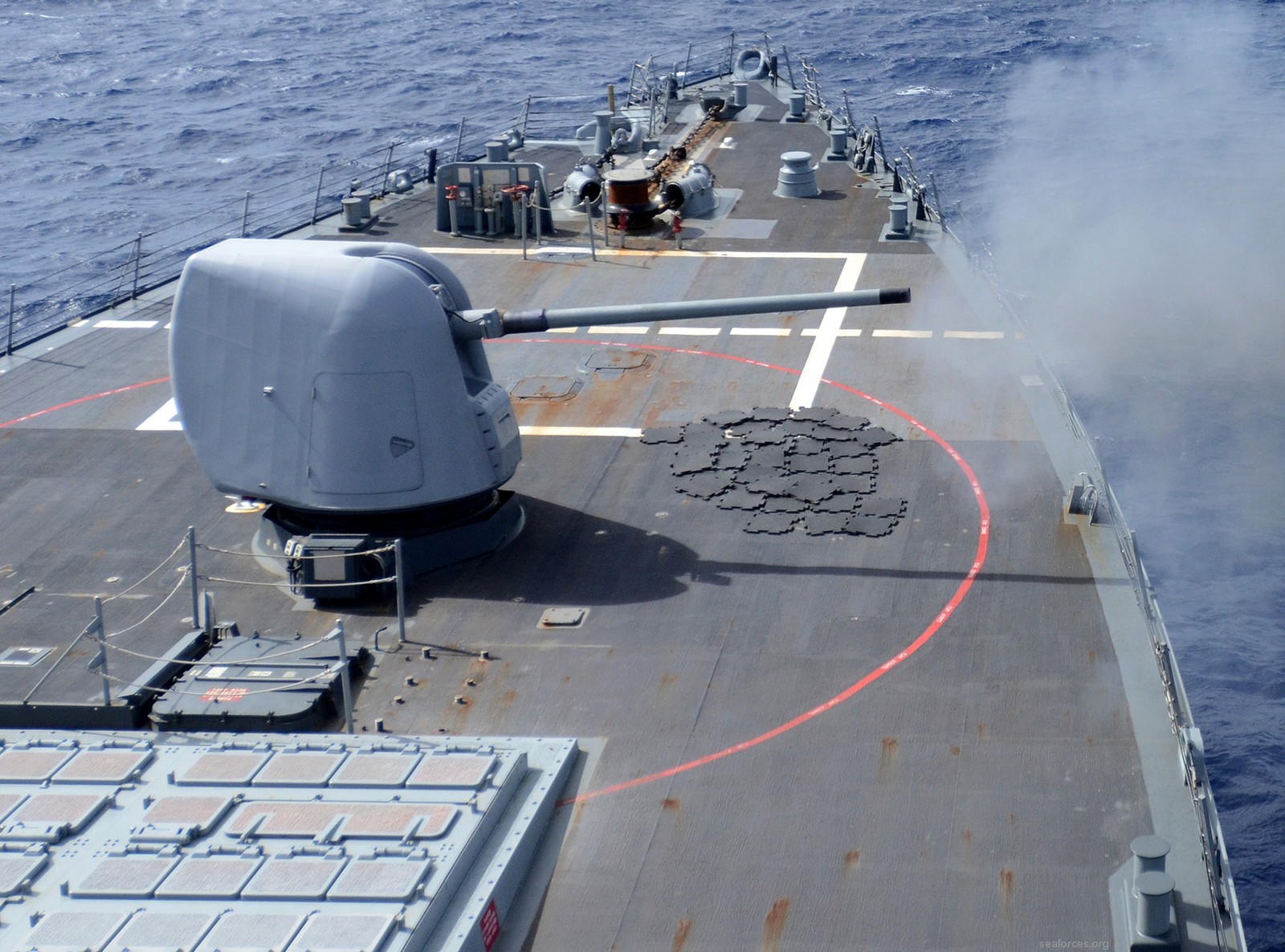 ddg-62 uss fitzgerald guided missile destroyer 2013 48 mk-45 5 inch 54 caliber gun fire exercise