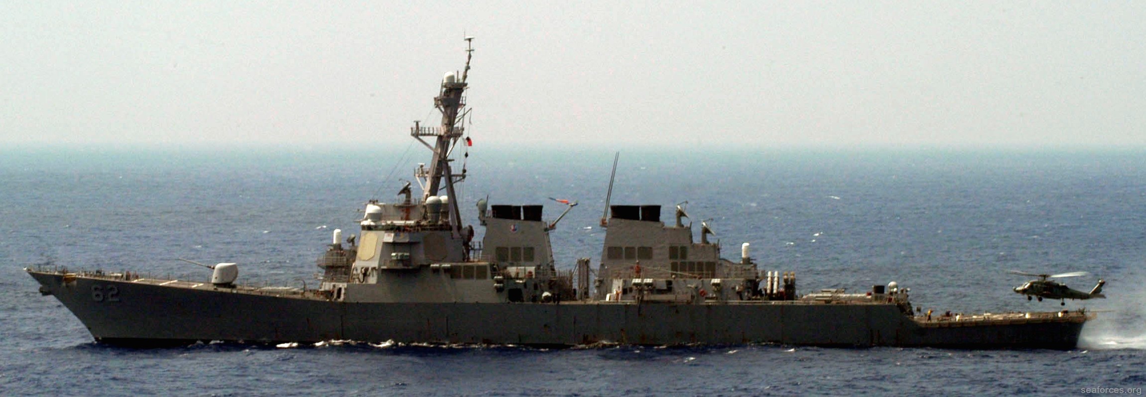 ddg-62 uss fitzgerald guided missile destroyer 2005 91 seahawk helicopter lamps iii