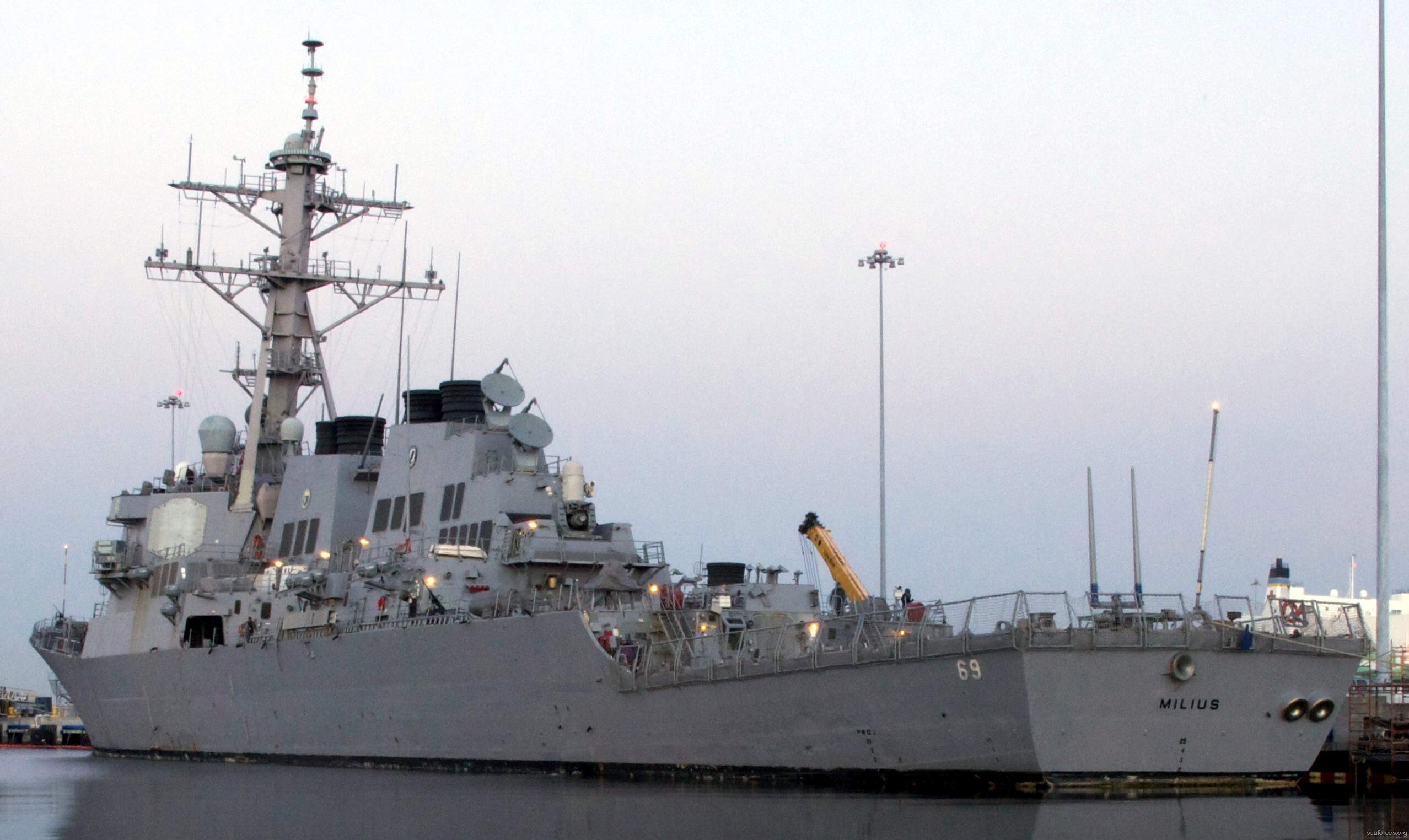 ddg-69 uss milius guided missile destroyer arleigh burke class aegis bmd 26