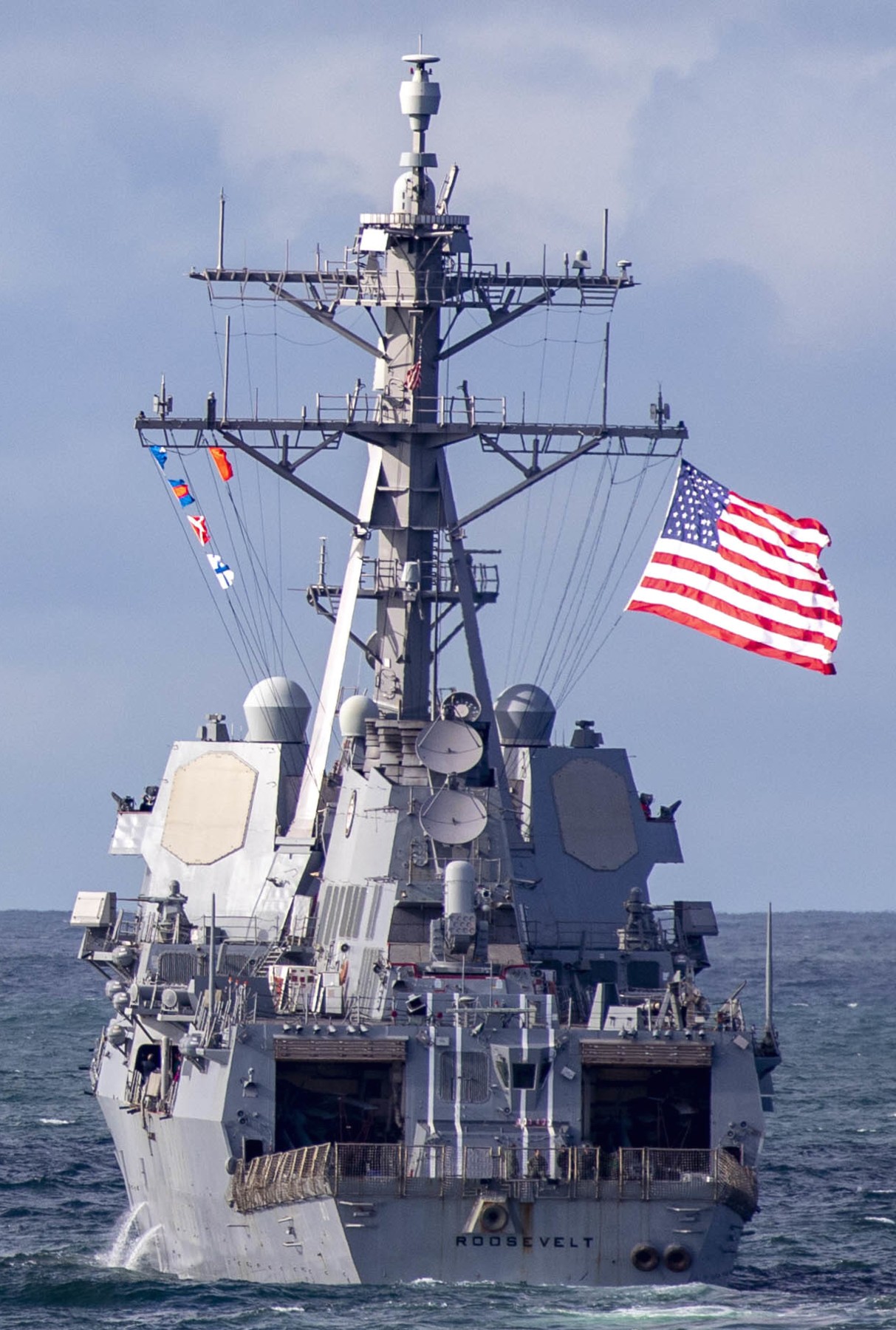 ddg-80 uss roosevelt guided missile destroyer arleigh burke class us navy nato exercise formidable shield 81