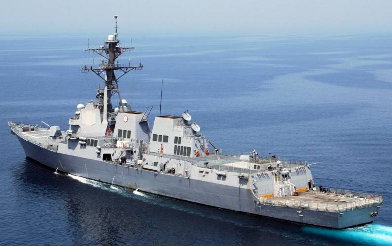 DDG-89 USS Mustin Arleigh Burke class guided missile destroyer AEGIS