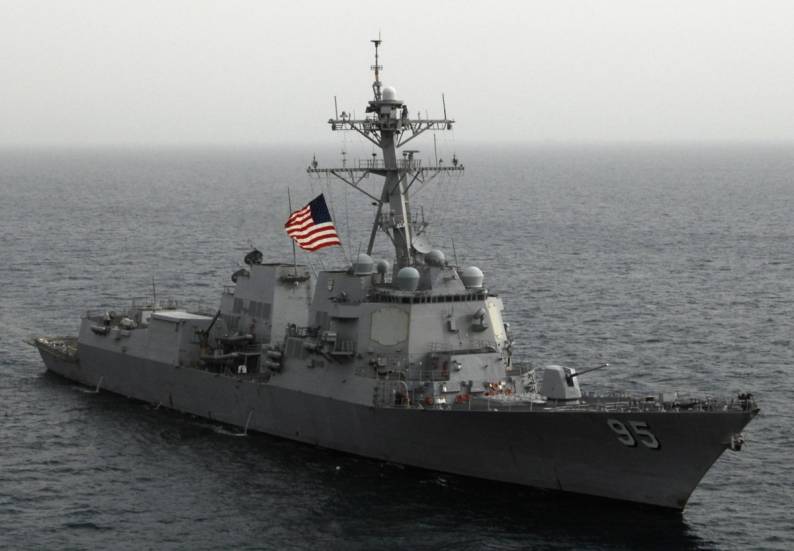 DDG-95 USS James E. Williams Red Sea 2009