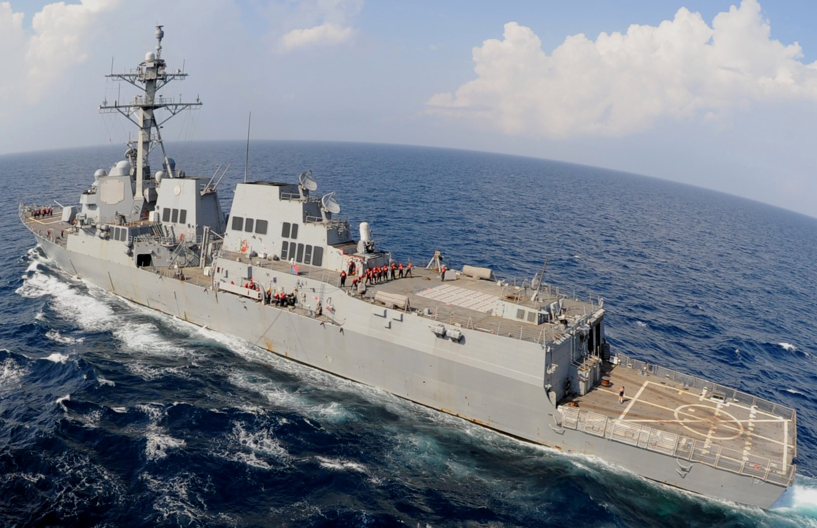 ddg-97 uss halsey arleigh burke class guided missile destroyer aegis us navy exercise carat singapore 36