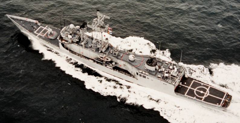 FFG-40 USS Halyburton