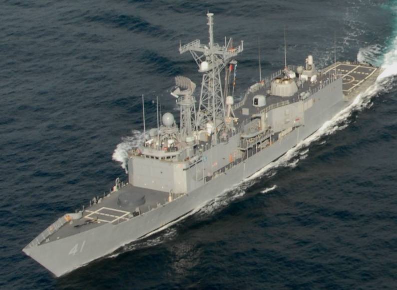uss mcclusky ffg 41 guided missile frigate rear admiral