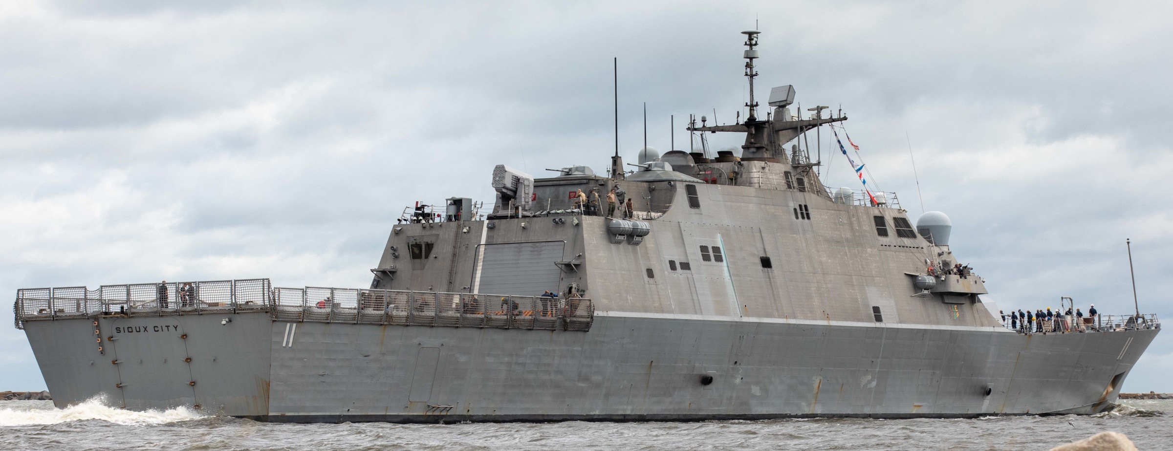 lcs-11 uss sioux city freedom class littoral combat ship us navy naval station mayport florida 83