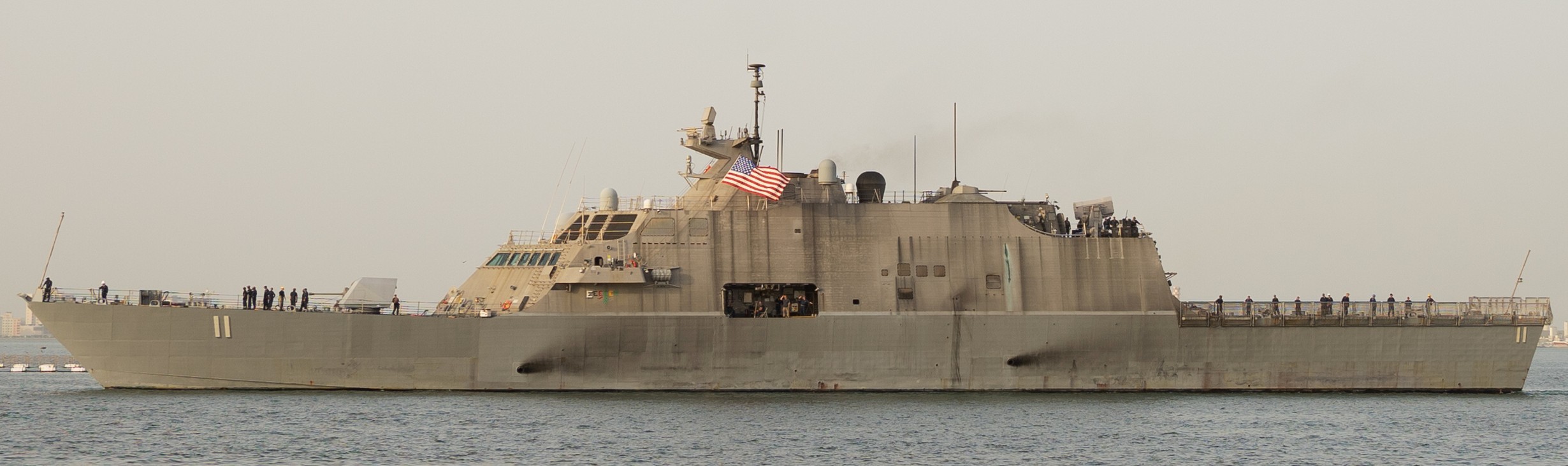 lcs-11 uss sioux city freedom class littoral combat ship us navy nsa bahrain manama 100