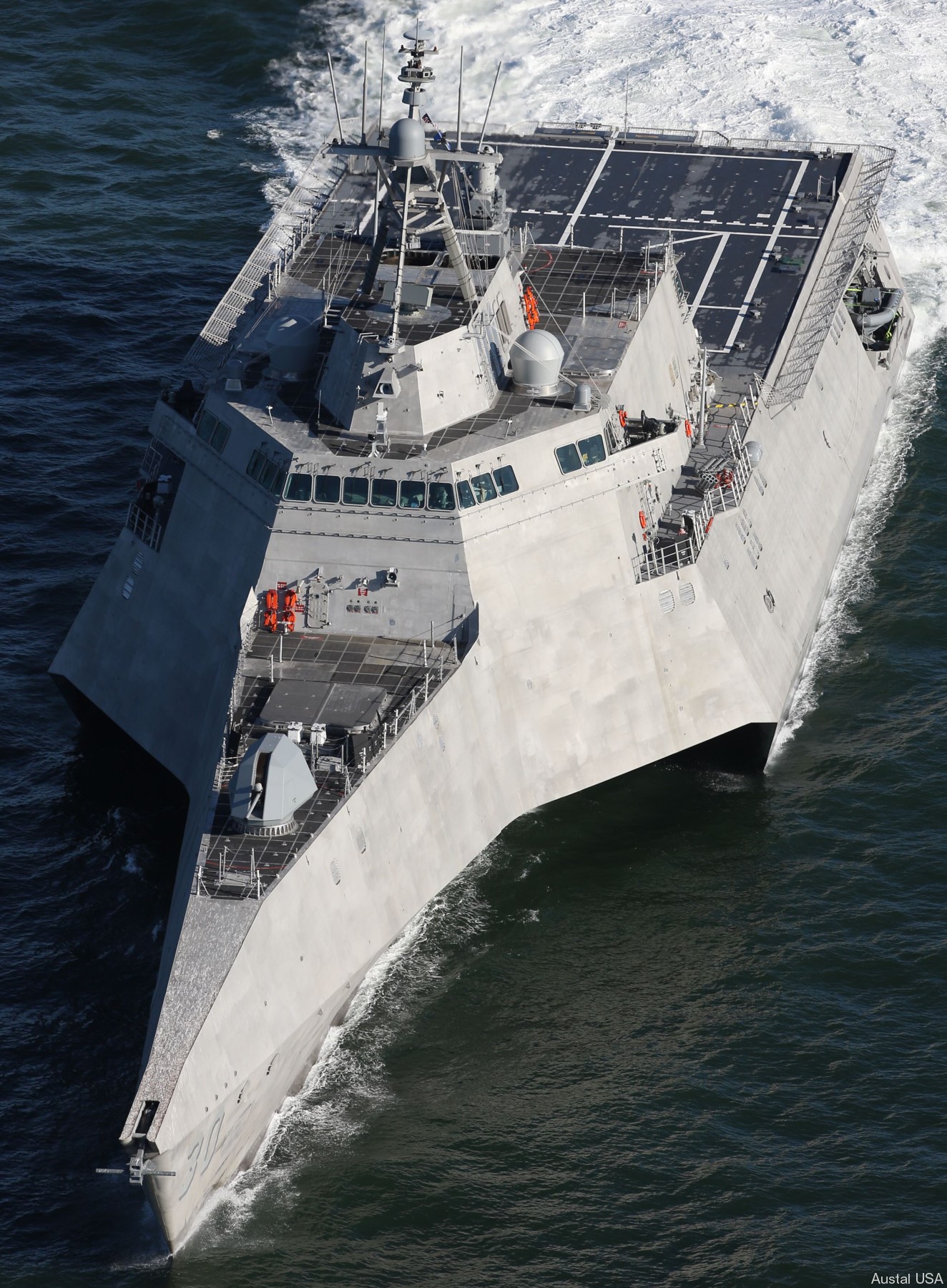 lcs-30 uss canberra littoral combat ship independence class us navy 02