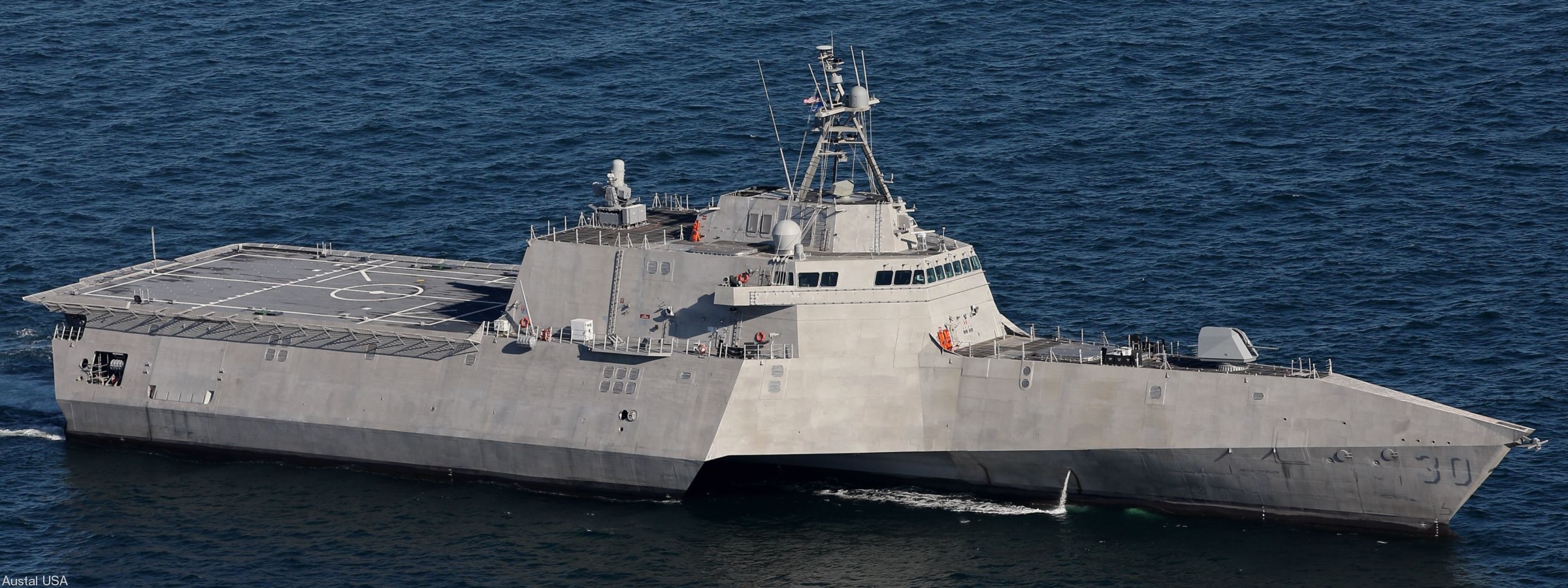 lcs-30 uss canberra littoral combat ship independence class us navy trials austal 07