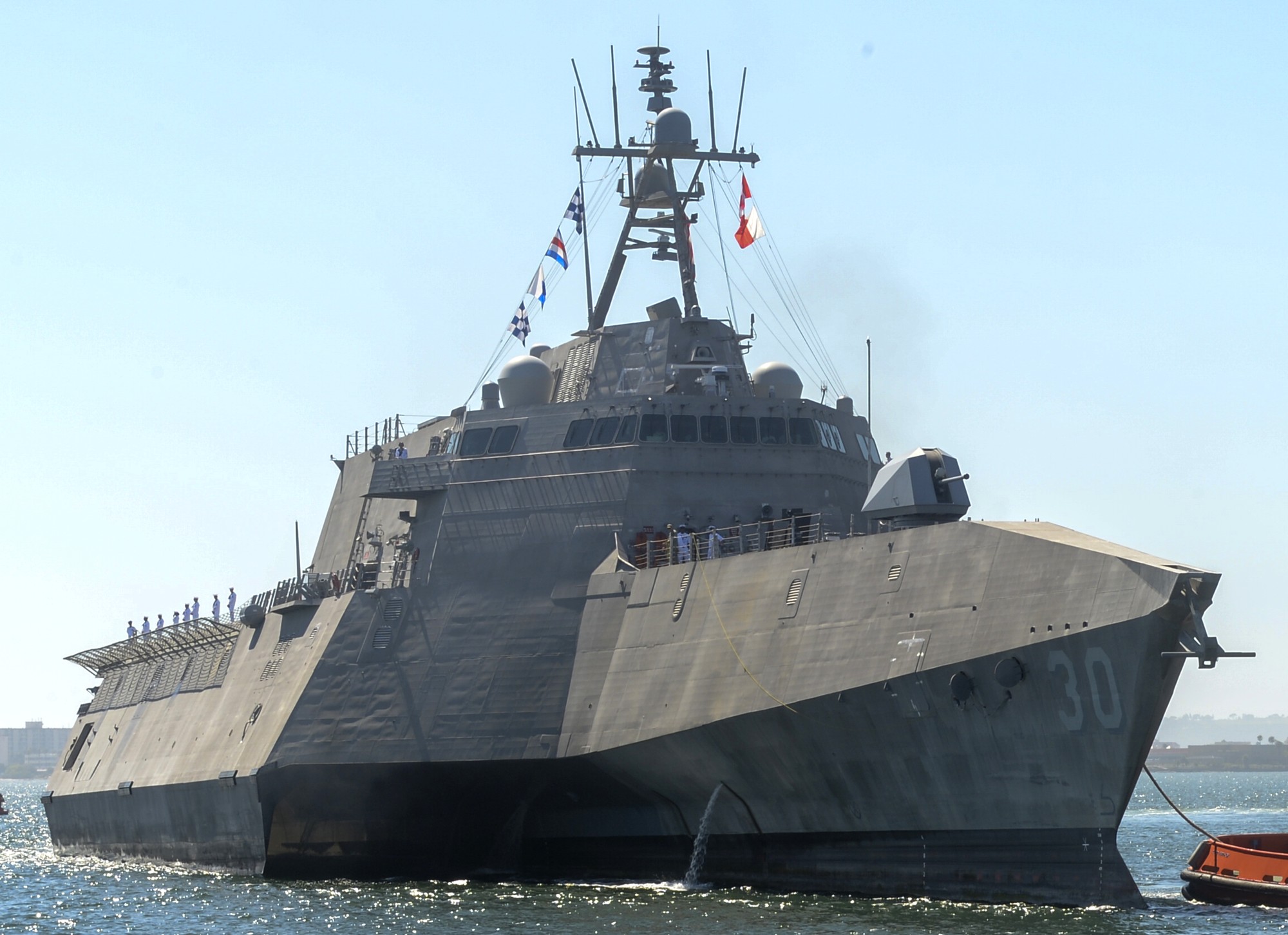 lcs-30 uss canberra littoral combat ship independence class us navy returning san diego california 20