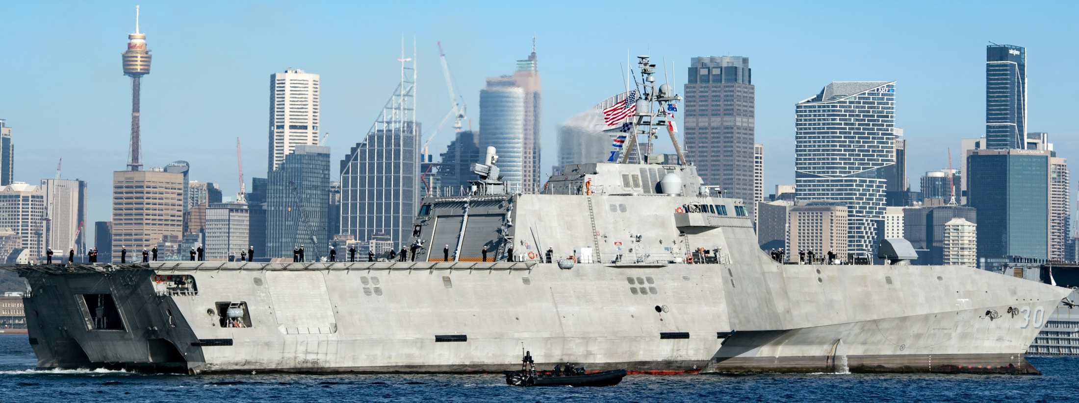 lcs-30 uss canberra littoral combat ship independence class us navy arriving sydney australia 30