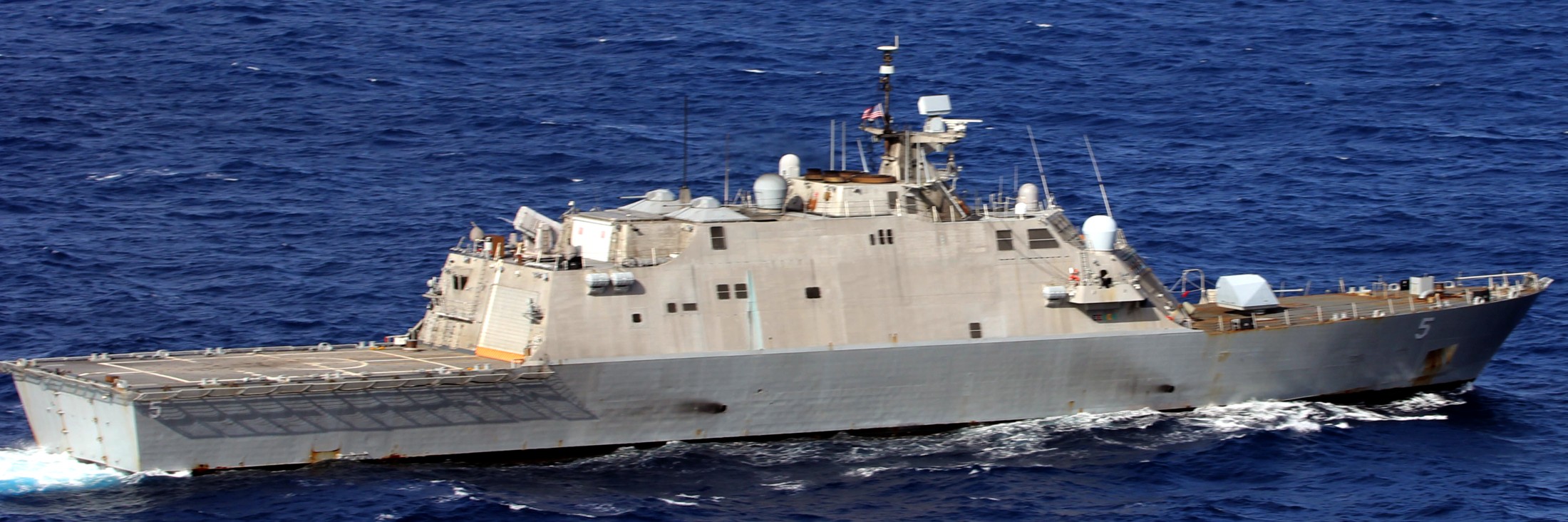 lcs-5 uss milwaukee freedom class littoral combat ship us navy caribbean sea 2022 64