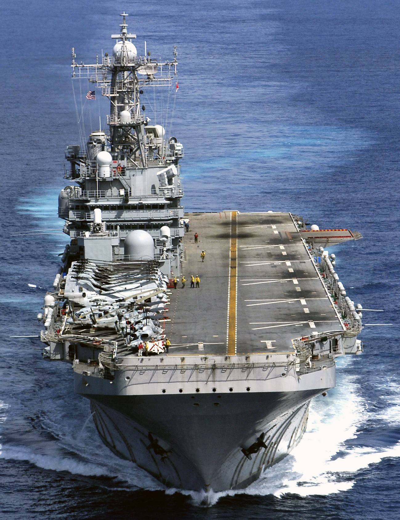 lha-1 uss tarawa amphibious assault ship us navy 11th meu soc marines hmm-166 45