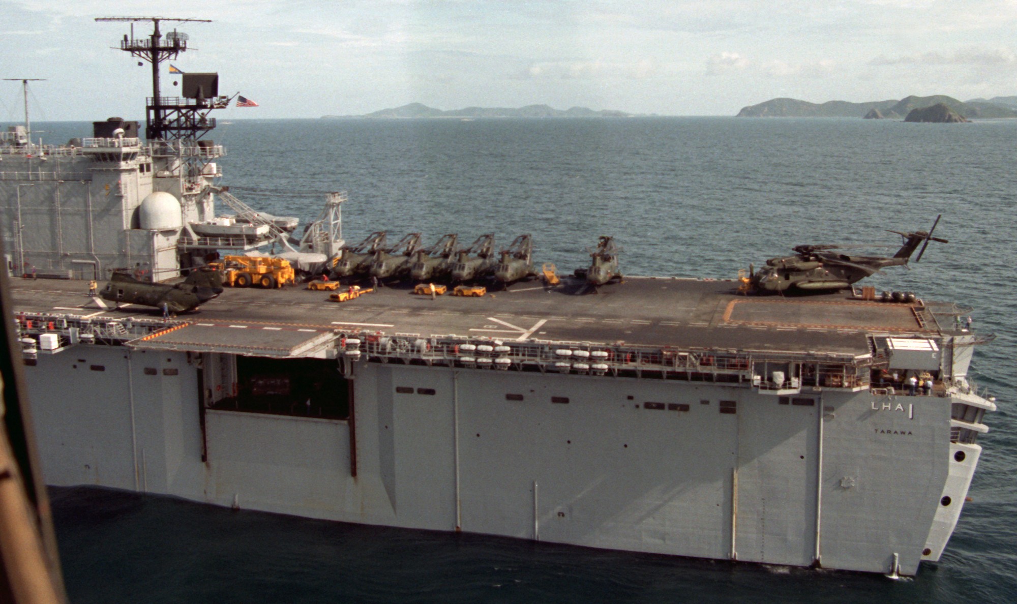 lha-1 uss tarawa amphibious assault ship us navy 13th mau marines hmm-161 exercise cobra gold 67