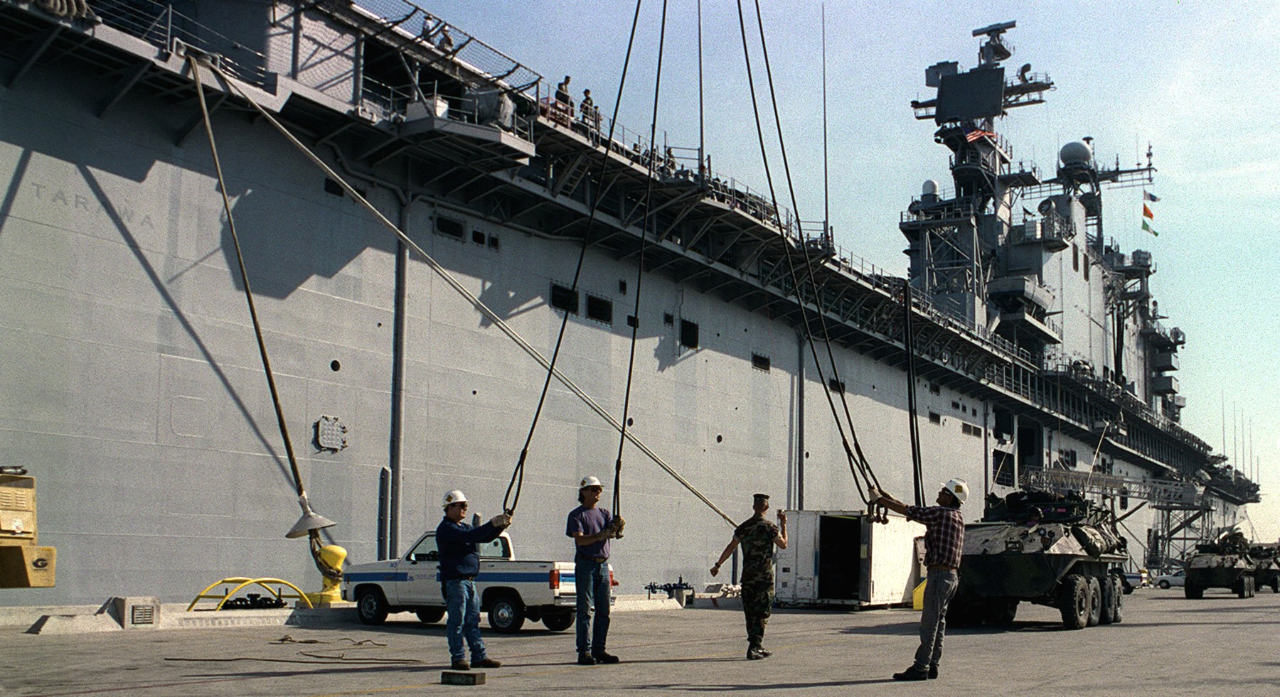 lha-1 uss tarawa amphibious assault ship us navy san diego california 99