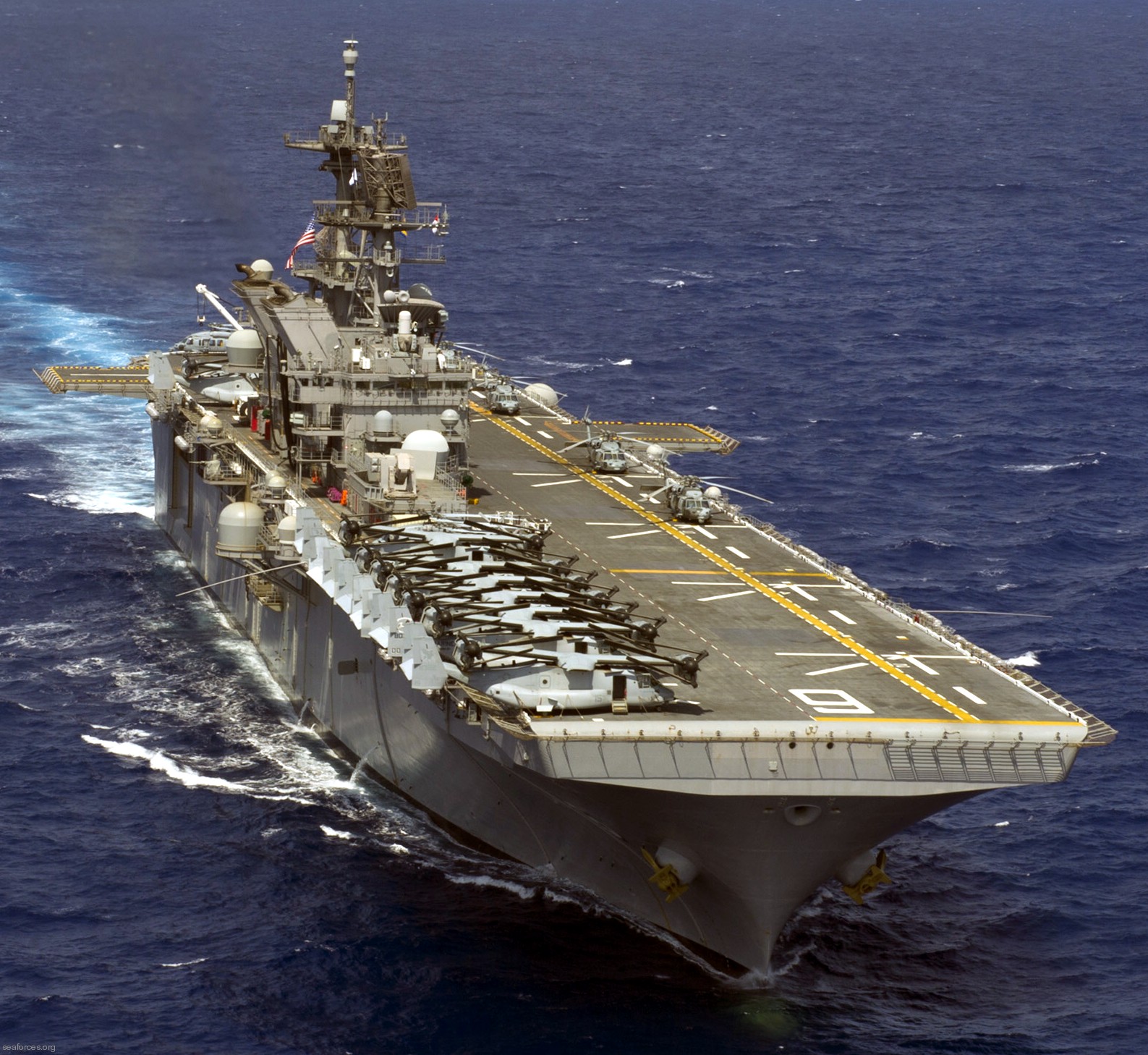 lha-6 uss america amphibious assault ship us navy 65