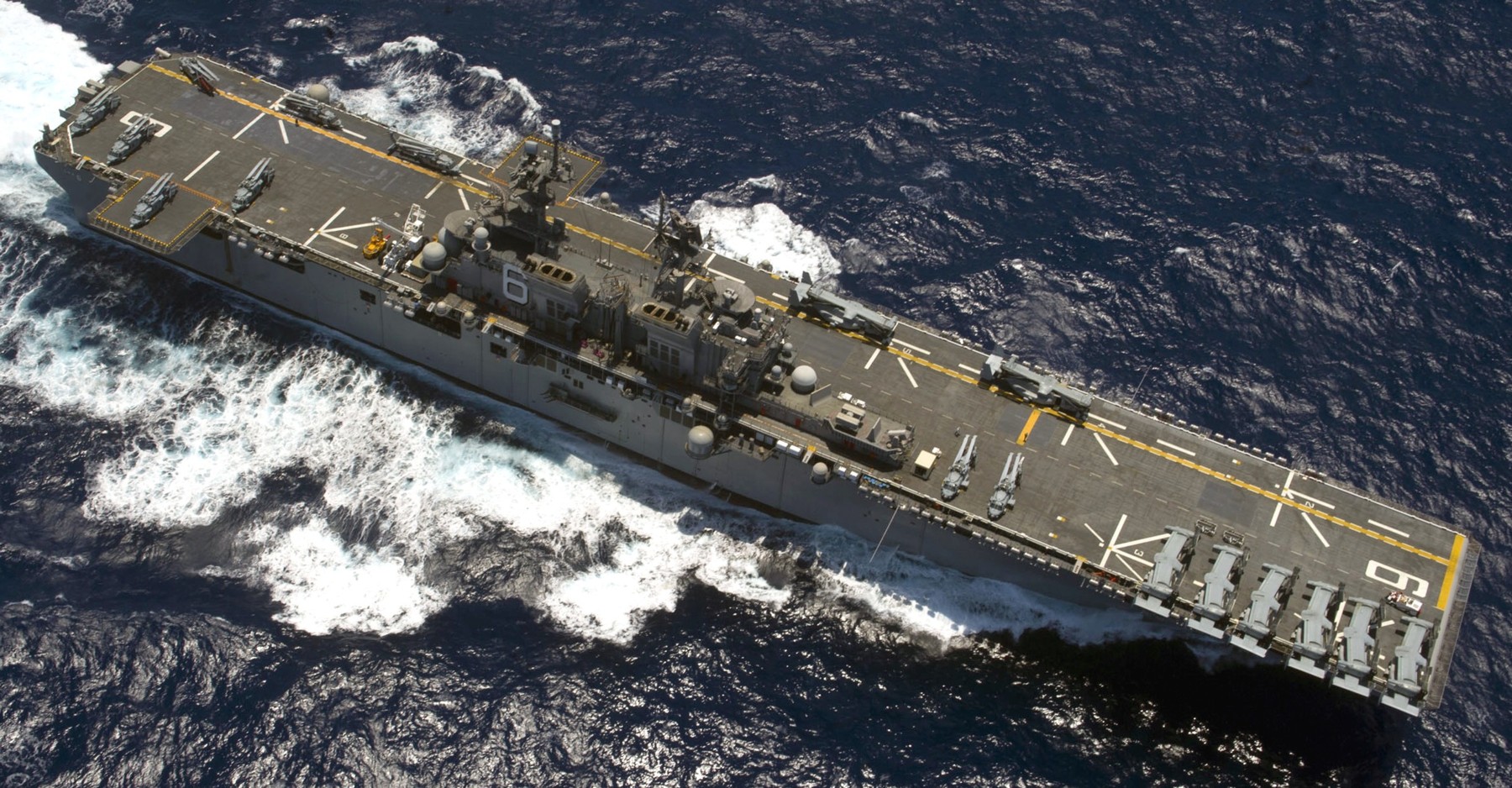 lha-6 uss america amphibious assault ship landing us navy 66