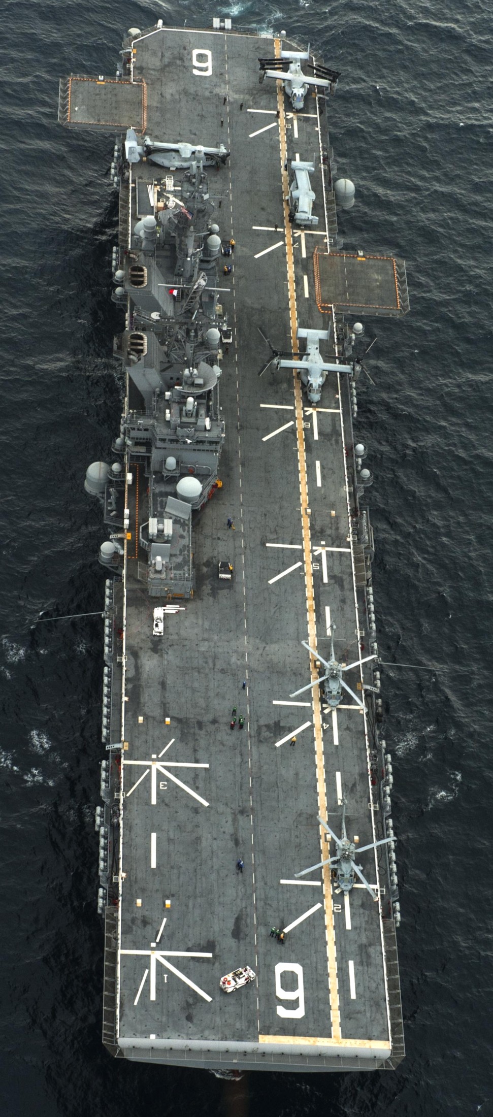lha-6 uss america amphibious assault ship landing us navy 79