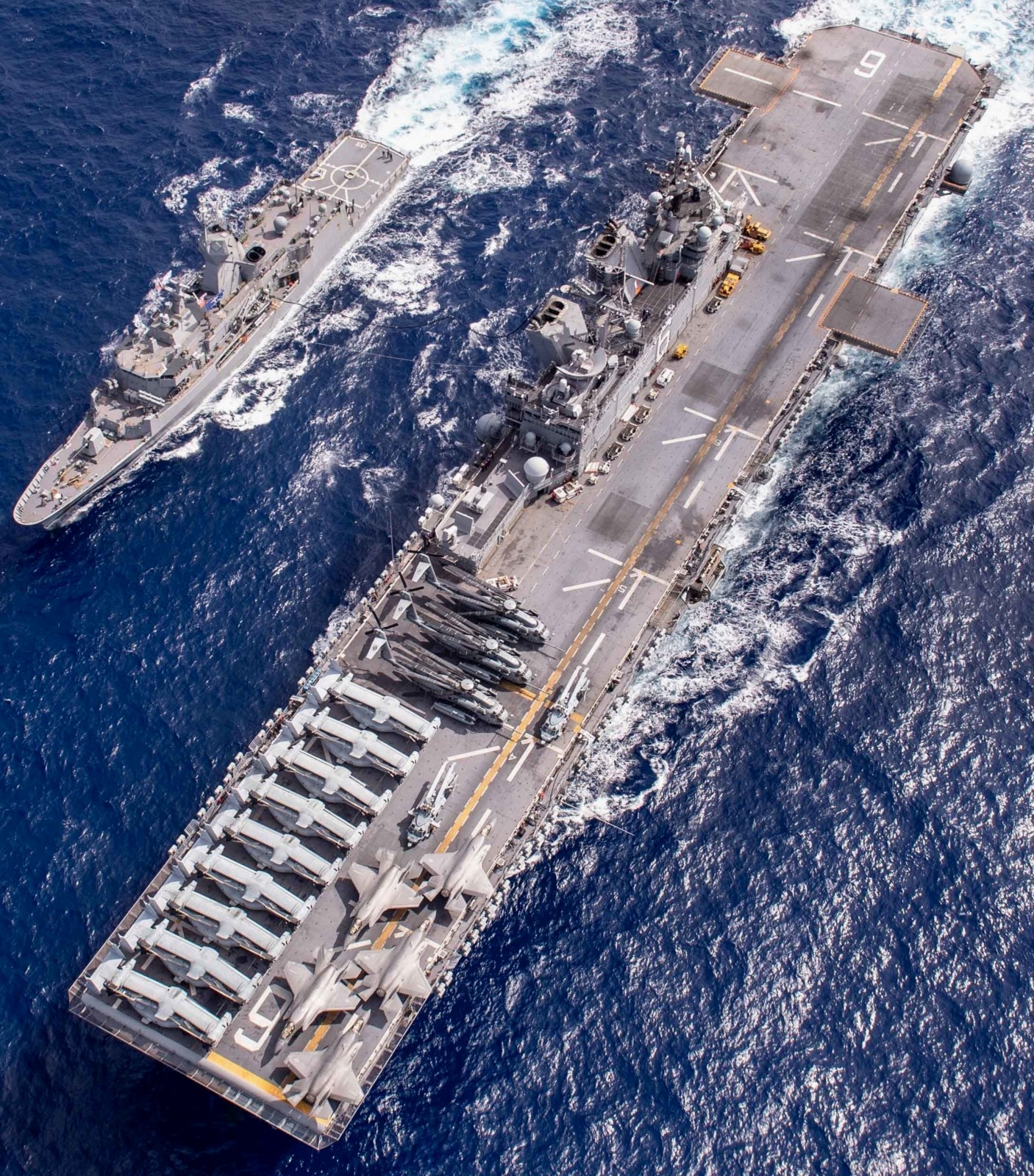 lha-6 uss america amphibious assault ship landing us navy marines vmm-265 exercise talisman sabre 2021 198