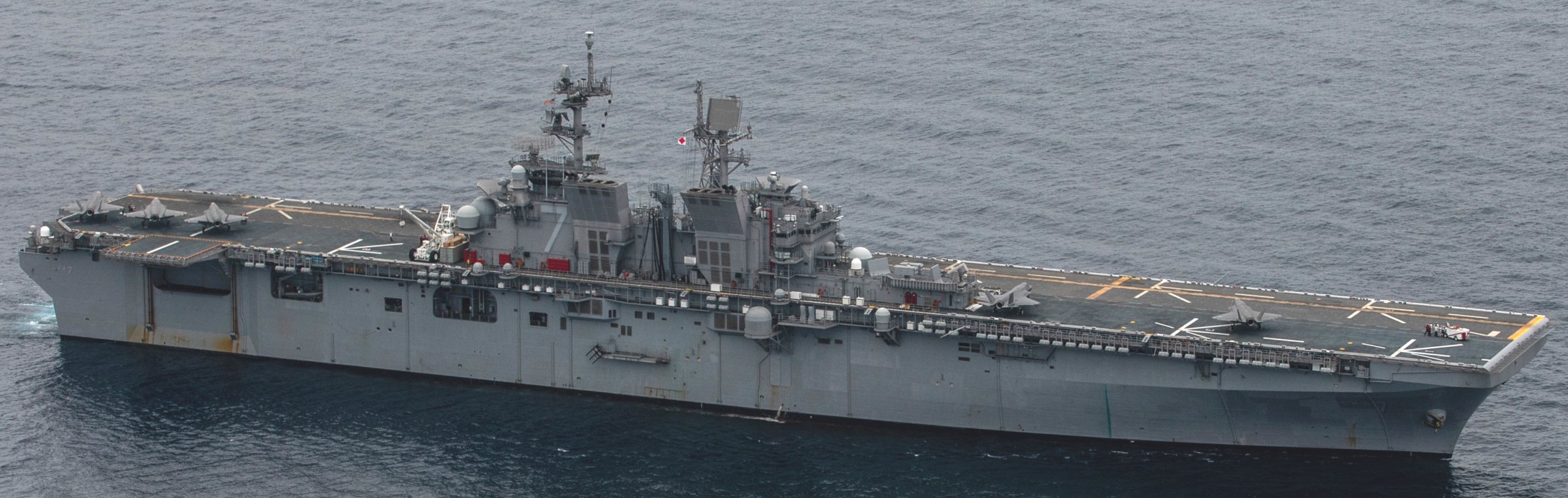 lha-7 uss tripoli america class amphibious assault ship landing us navy f-35b lightning ii 50