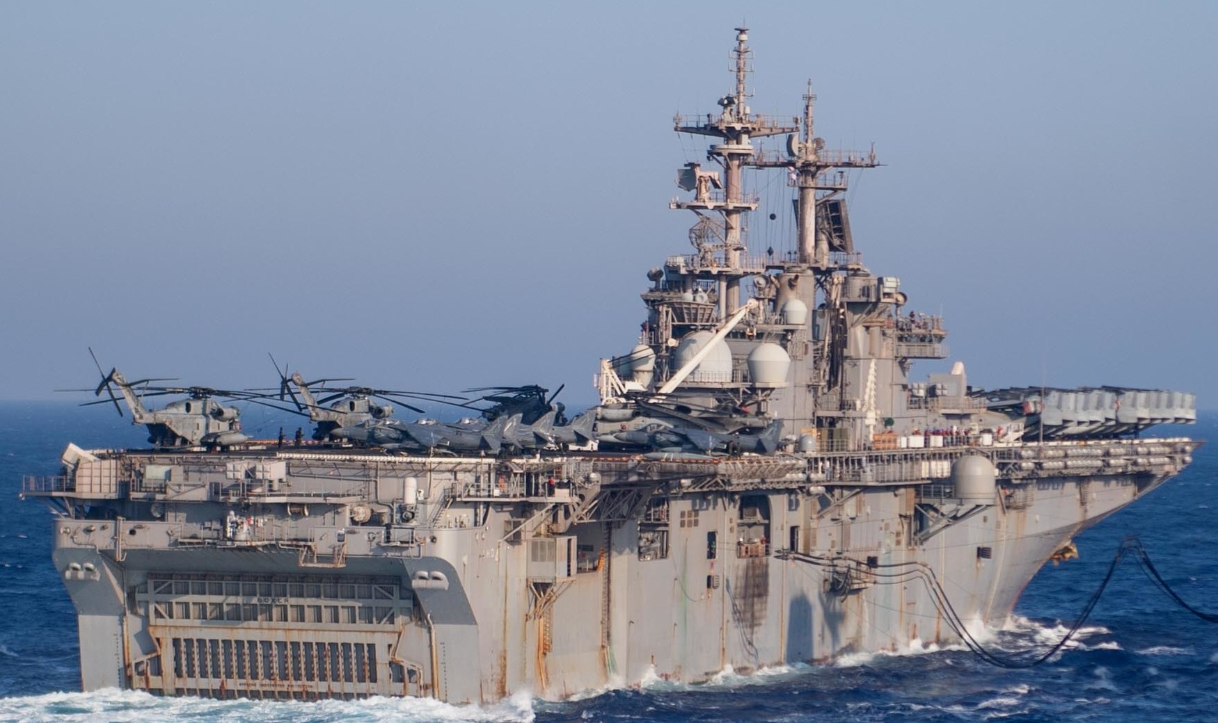 lhd-4 uss boxer wasp class amphibious assault ship landing helicopter dock us navy vmm-163 marines red sea 149