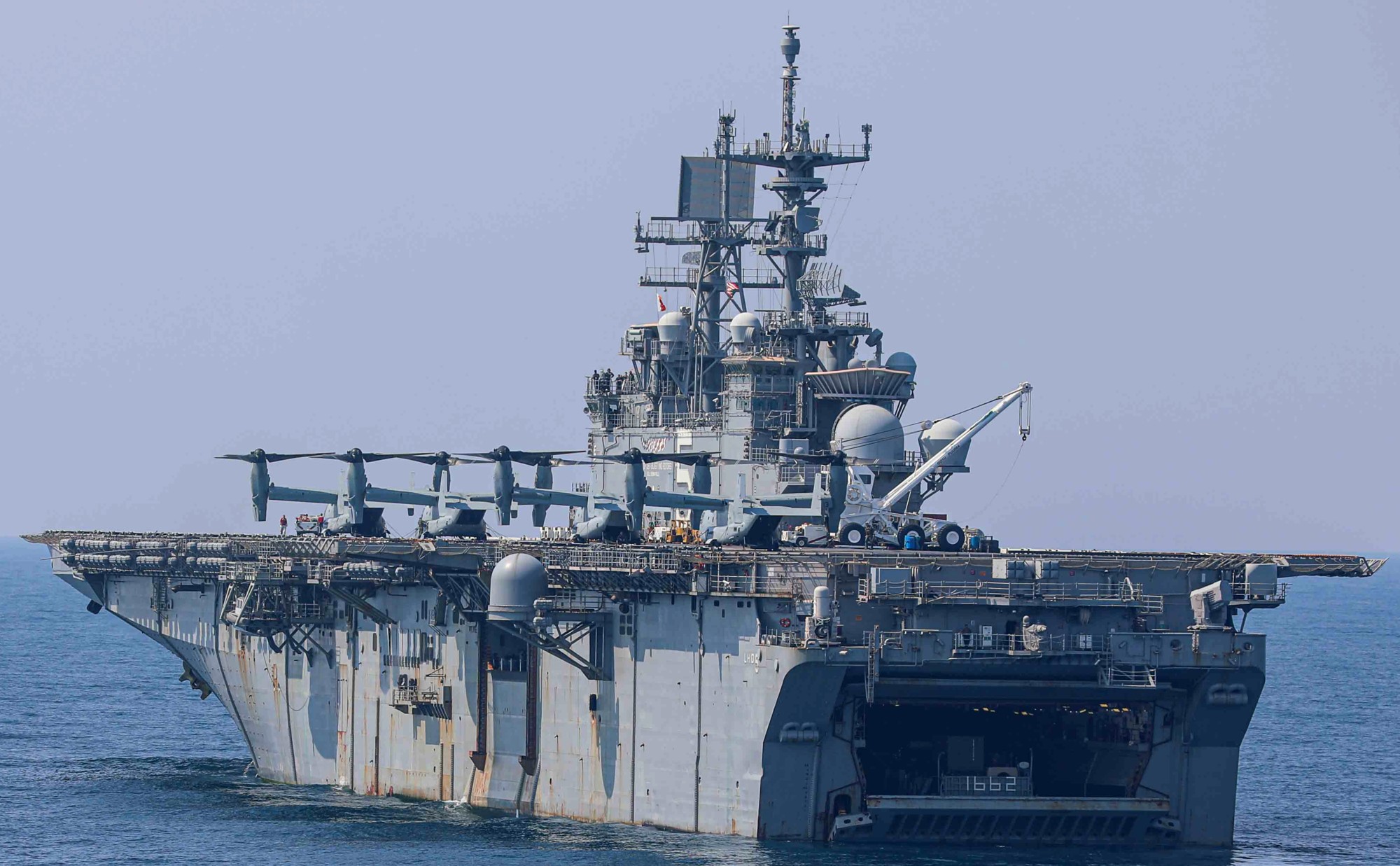 lhd-5 uss bataan wasp class amphibious assault ship dock landing helicopter us navy vmm-162 marines 189