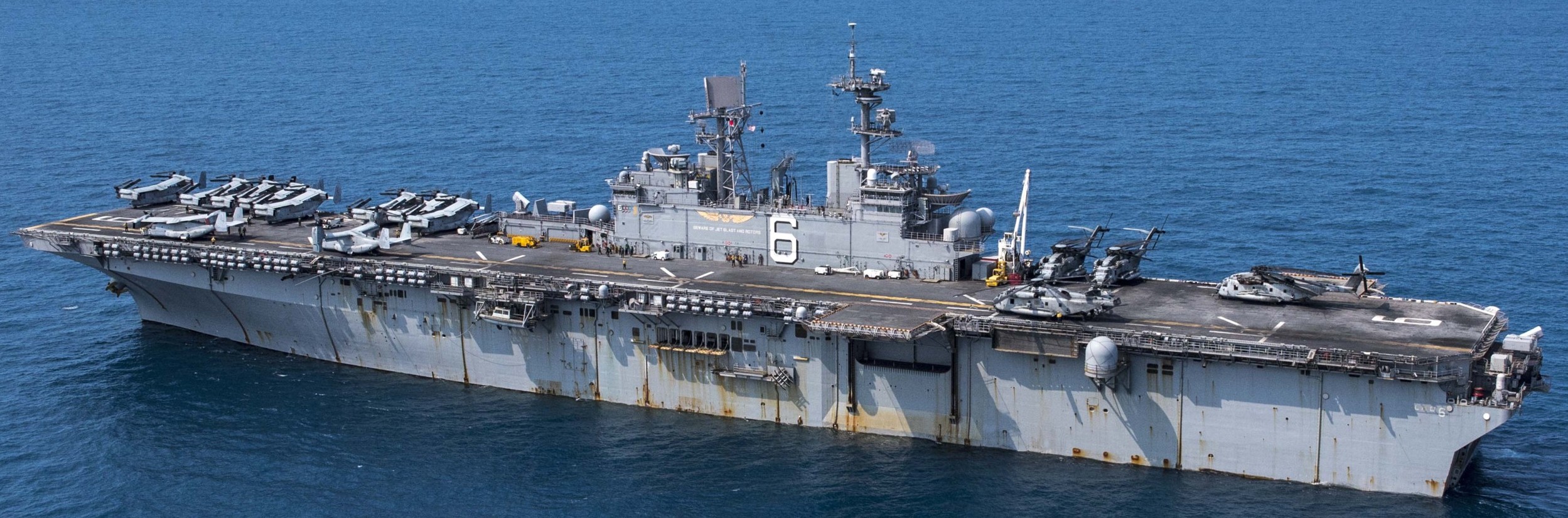 lhd-6 uss bonhomme richard amphibious assault ship landing helicopter dock wasp class us navy 66