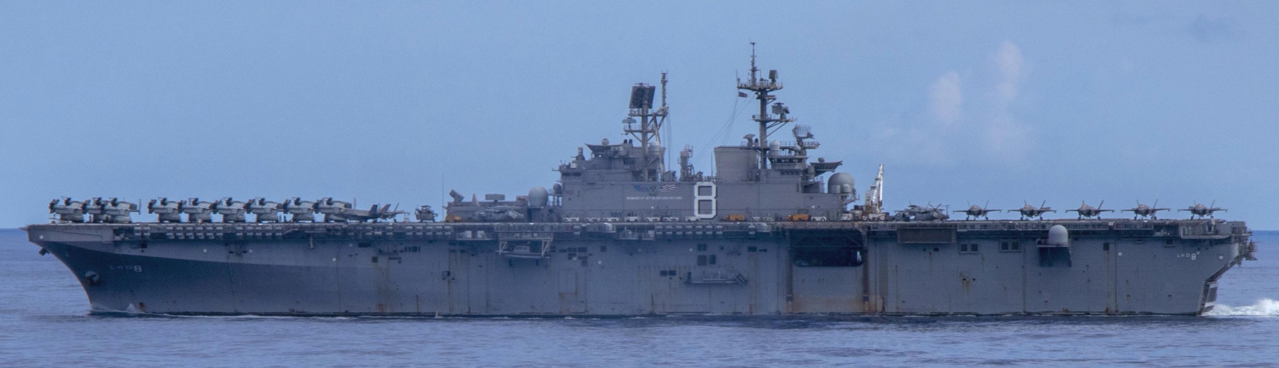 lhd-8 uss makin island amphibious assault ship landing helicopter dock us navy vmm-362 marines philippine sea 03