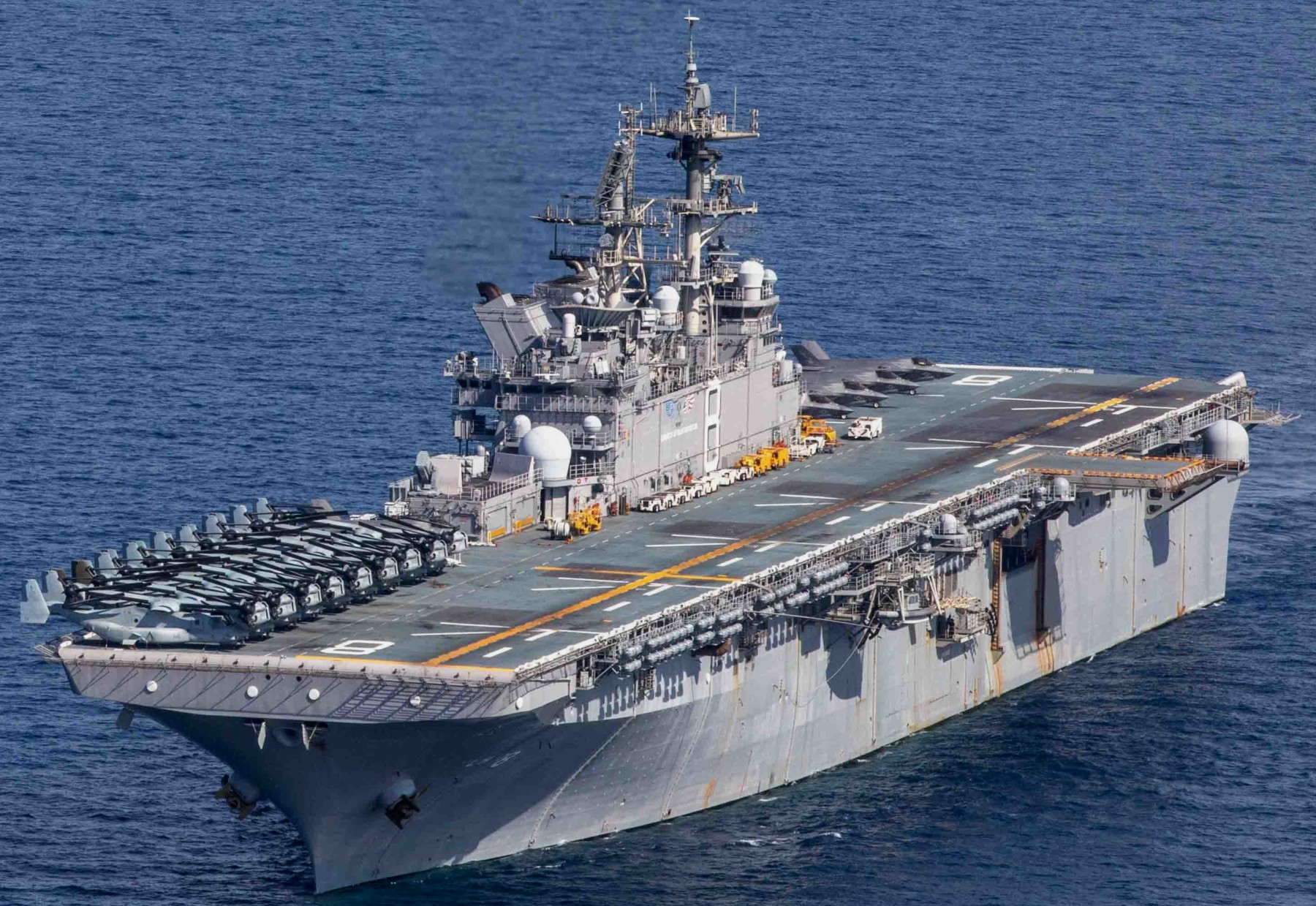 lhd-8 uss makin island amphibious assault ship landing helicopter dock us navy vmm-362 marines exercsie carat 2023 173