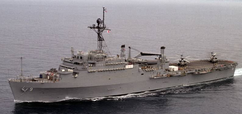 Austin class amphibious transport dock LPD-9 USS Denver