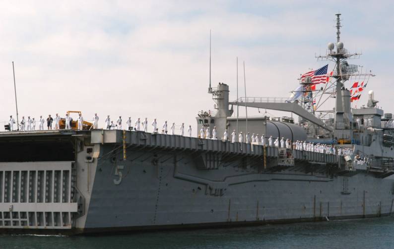 USS Ogden LPD-5 Austin class amphibious transport dock landing ship US Navy