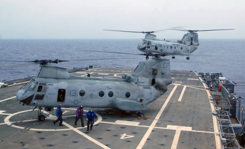 USS Denver LPD-9 CH-46E Sea Knights HMM-265 East China Sea 2011