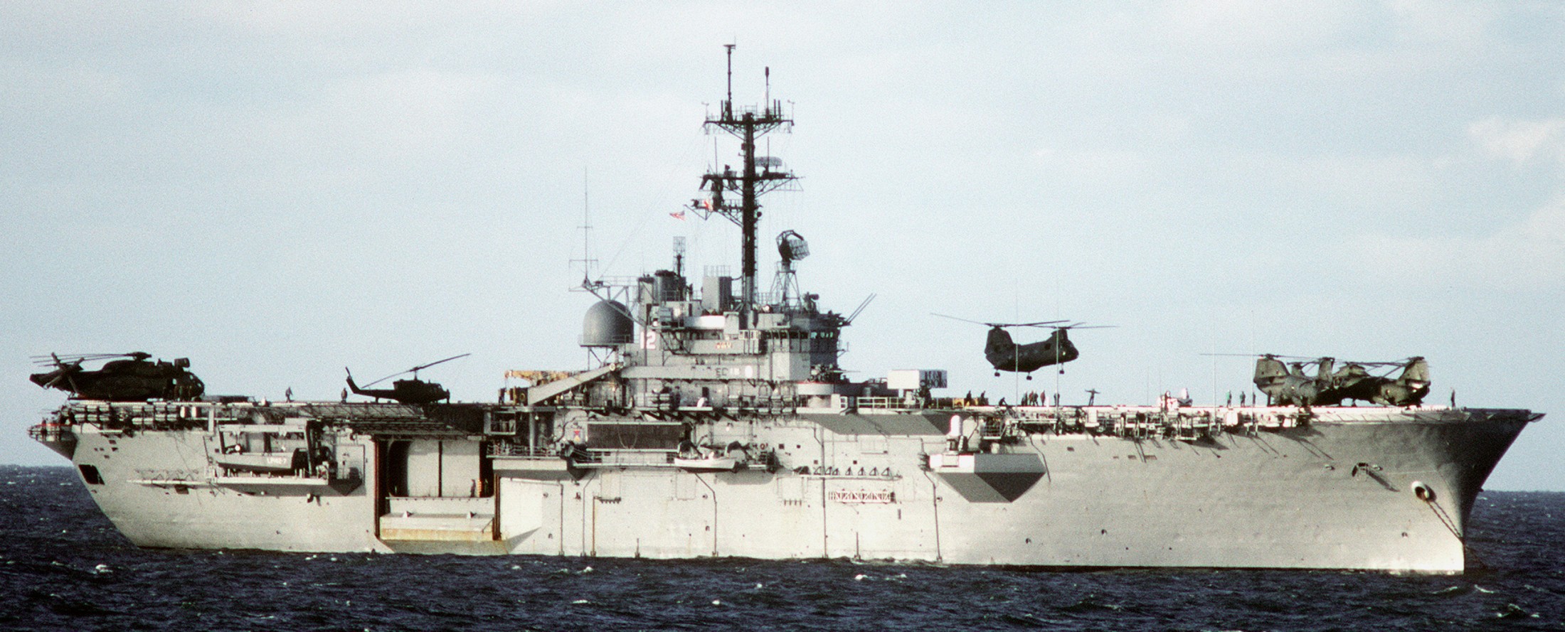 lph-12 uss inchon iwo jima class amphibious assault ship landing platform helicopter us navy exercise northern wedding nato 1986 24