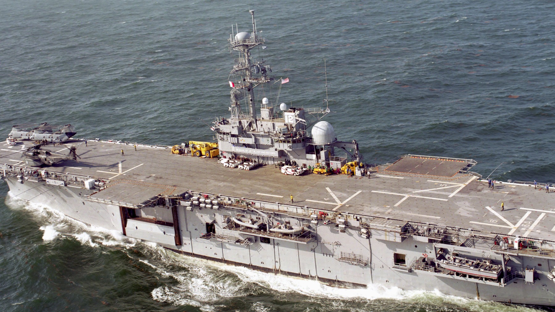 mcs-12 uss inchon mine countermeasures support ship us navy 03