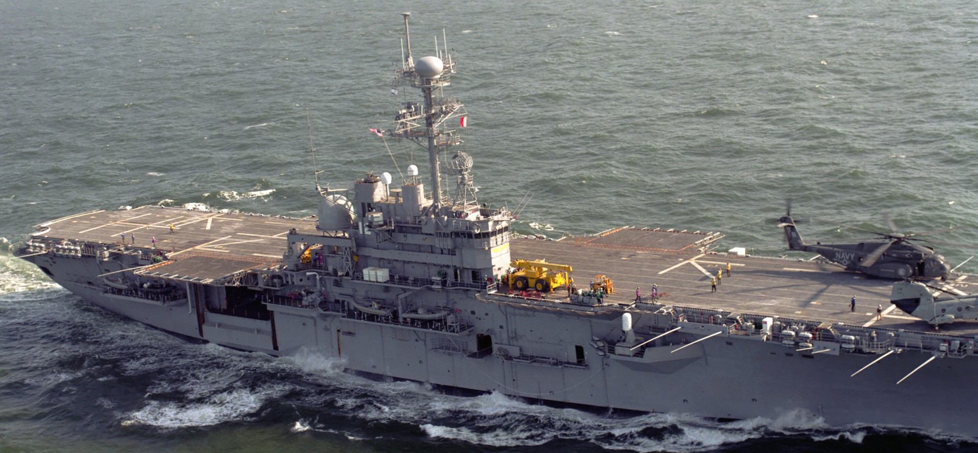 mcs-12 uss inchon mine countermeasures support ship us navy 09