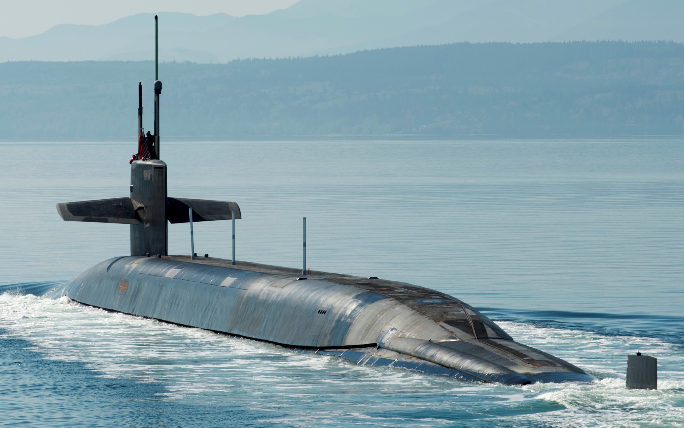 ssbn-730 uss henry m. jackson ohio class ballistic missile submarine 2015 11 puget sound