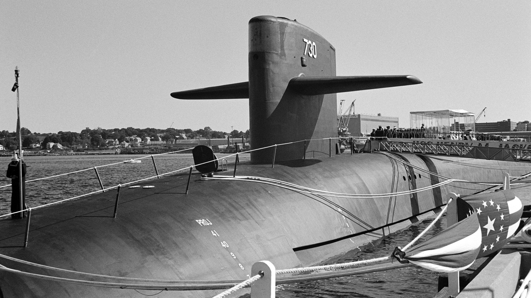 ssbn-730 uss henry m. jackson ohio class ballistic missile submarine 1984 29 commissioning ceremony groton connecticut