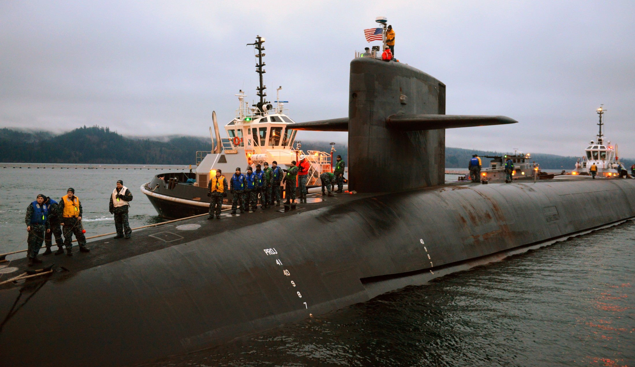 ssbn-733 uss nevada ohio class ballistic missile submarine 2014 06 naval base kitsap bangor bremerton washington